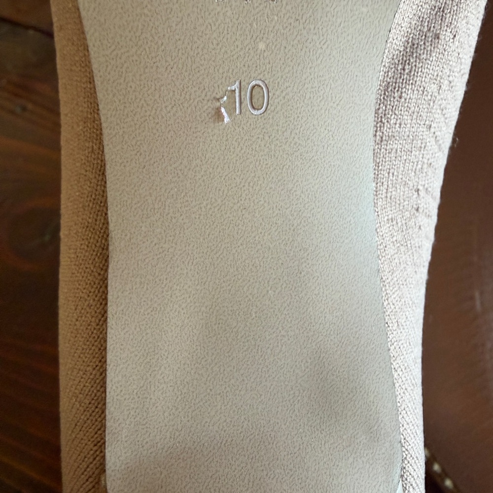 BCBGeneration “Beya” Women’s Fashion Boot – Size 10 - Picture 4 of 7